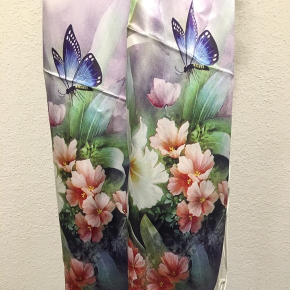 ❌🛑SOLD🛑❌ Vintage 100% Silk Boshine Scarf 💜 - Picture 9 of 16